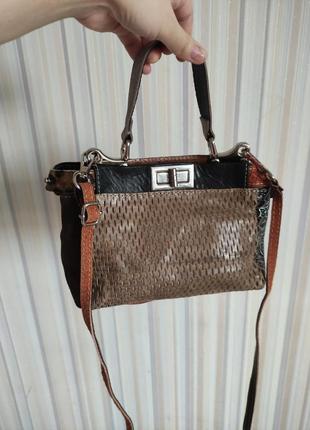 Шикарна жіноча маленька шкіряна сумочка genuine leather, made in italy.4 фото