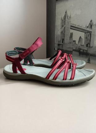 Сандалии босоножки teva kokomo sandals spider rubber (us8/40) женские оригинал