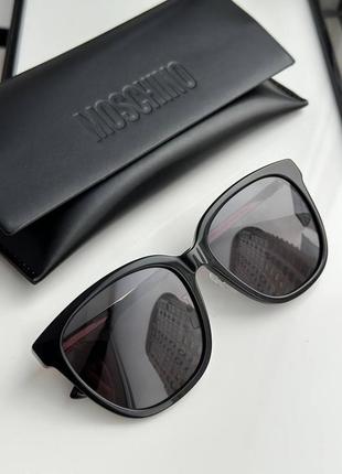 Moschino сонцезахисні окуляри.  нові!6 фото