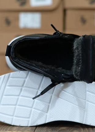 Зимние ботинки