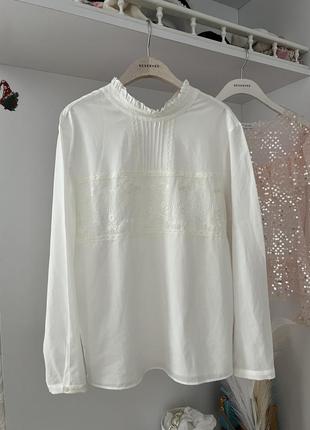 Нарядная белая блузка батал tu