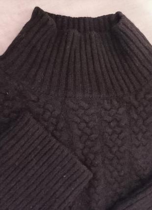 Оверсайз свитер со спущенной линией плечевого шва, с боковыми разрезами и горловиной стойкой, зимний "white label"3 фото