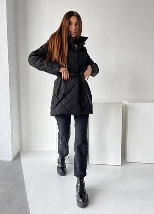 Куртка стеганая зимняя с поясом капюшоном6 фото