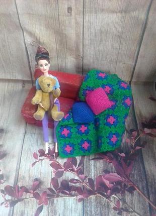 Вязаное крючком одеяло для барби/миниатюрное покрывало и подушки в масштабе 1:6/кукольный диван3 фото