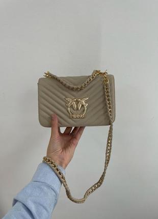 Сумка в стиле pinko love bag click baguette beige