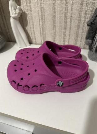 Crocs