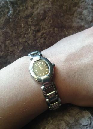 Швейцарський жіночий годинник від tissot3 фото