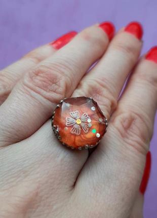 Кольцо цветок ручная работа pebeo колечко ювелирная смола красное hand made перстень3 фото