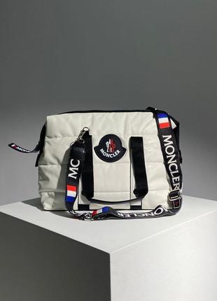 Сумка спортивная в стиле moncler puff white2 фото