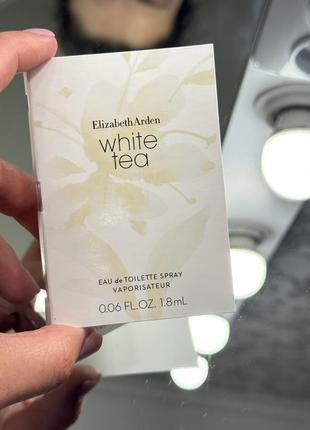 Elizabeth arden white tea — туалетная вода с нотами белого чая, ириса и турецкой розы, пробный образец, 1,8 мл;