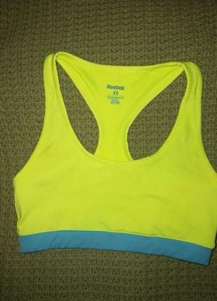 Спортивный топ