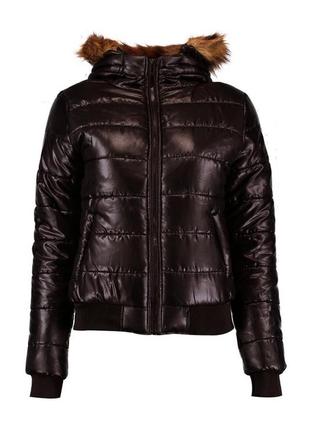 Жіноча куртка.