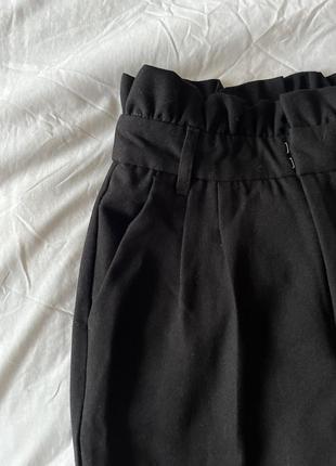 Mohito черные брюки, штаны со стрелками на талии5 фото