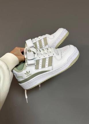 Adidas forum low жіночі кросівки
