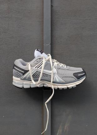 Nike zoom vomero 5 •grey•