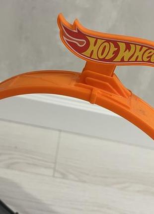 Гараж трек hot wheels  на 24 машинки4 фото