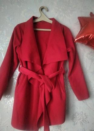 Легкий кашемировый пижкак пальтошко с карманами по бокам