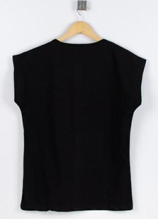 Стильная черная футболка с рисунком принтом девушка оверсайз5 фото