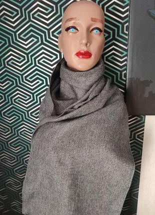 Плотный теплый шарф