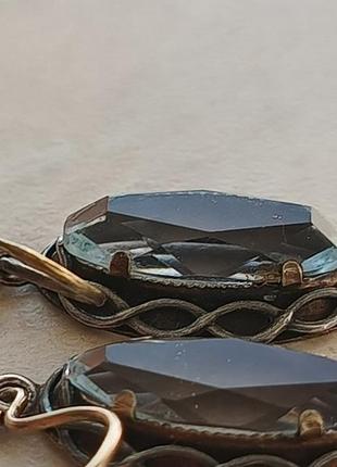 Позолоченные серебренеые серьги с топазами .