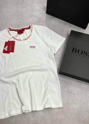 Женская футболка hugo boss1 фото