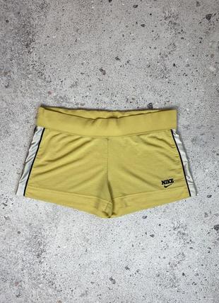 Спортивные короткие винтажные шорты nike vintage