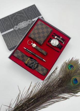 Подарункові набори для чоловіків годинник, ремінь, гаманець, браслет5 фото