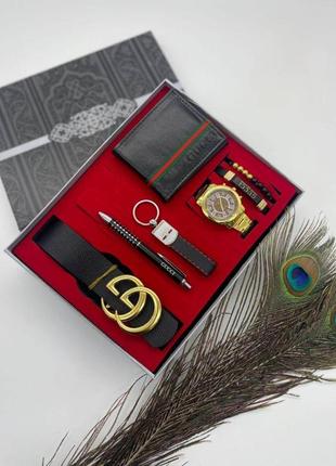 Подарункові набори для чоловіків годинник, ремінь, гаманець, браслет4 фото