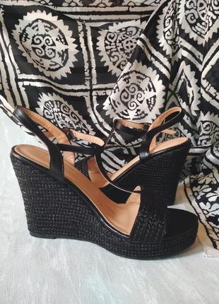 Erra ladies shoes. новые плетеные косичкой босоножки на платформе черные10 фото