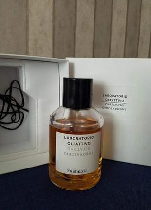 Нишевый парфюм. комплиментарный. теплый, как кашемир. очень стойкий. laboratorio olfattivo2 фото