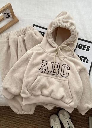 Костюм срортивный