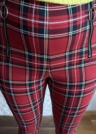 Стрейчевые брюки в клетку от бренда fb sister7 фото
