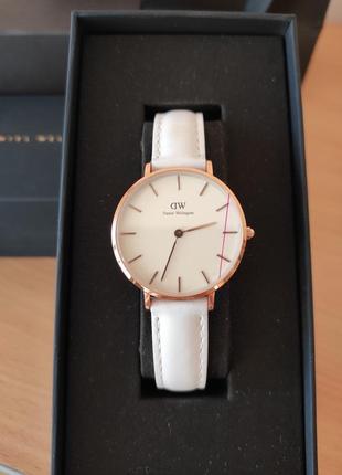 Часы daniel wellington petite bondi dw00100189