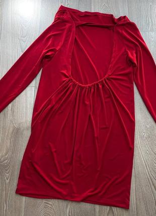 Шикарное красное вечернее платье с открытой спиной4 фото