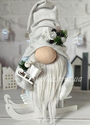 Новогодний рождественский гном