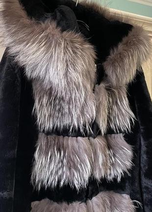 Шуба из чернобурки и мутона