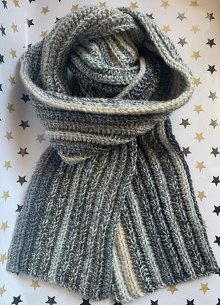 Шарф вʼязаний ручної роботи