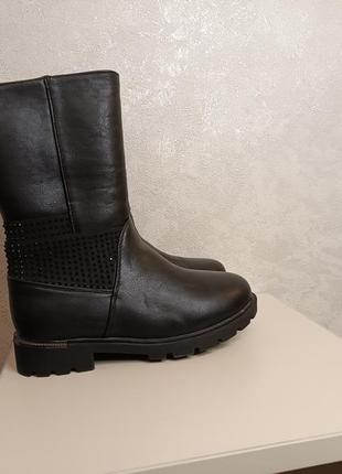 Новые зимние сапоги, черевики. 35 та 36 размера. чёрные6 фото