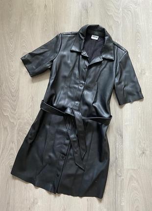 Сукня-міні чорна з еко шкіри2 фото