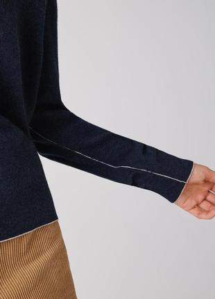 Шикарный шерстяной джемпер, свитер с v-образным вырезом lacoste, оригинал
100% вовна5 фото
