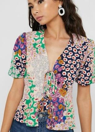 Блуза в цветочек topshop