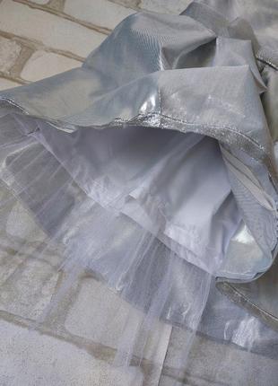 Нарядное платье на девочку серебристое серебряное3 фото