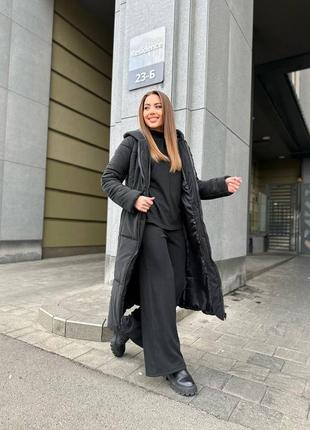 Зимова куртка пальто довга тепла з капюшоном на замку молнії