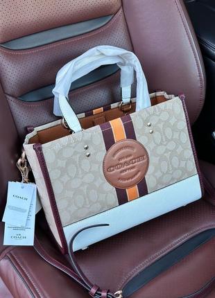 👜 coach dempsey tote 22 in signature jacquard with stripe4 фото