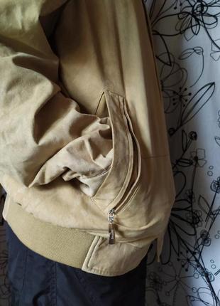 Куртка курточка ветровка ткань под замш.оригинал.песочная3 фото