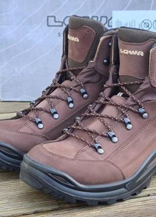 Берци aku bellamont iii lux goretex vs salomon granitik 2 gtx