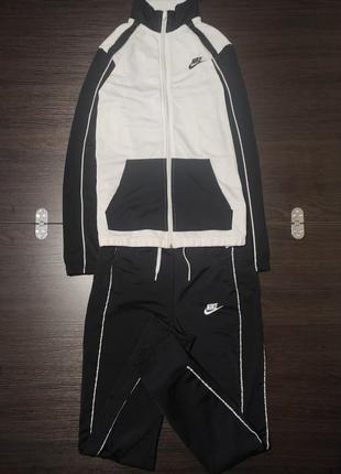 Спортивный костюм nike