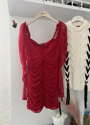 Красное фатиновое платье батал missguided1 фото