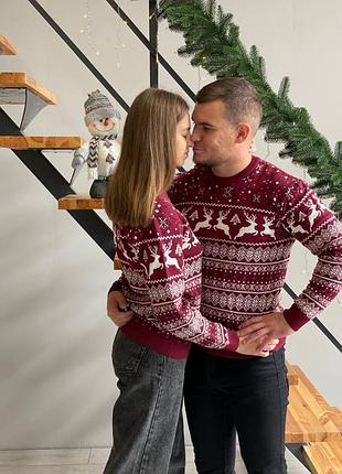 Новогодний свитер с оленями