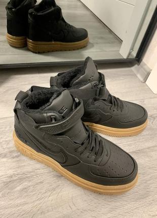 Теплі чоловічі кросівки nike air force 1 gore-tex winter для повсякденного носіння